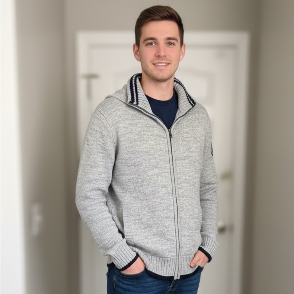 $135 C&A Canda wool men's hooded full zip sweater L